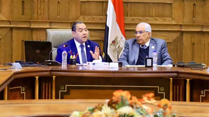 هل تم وقف التعيينات