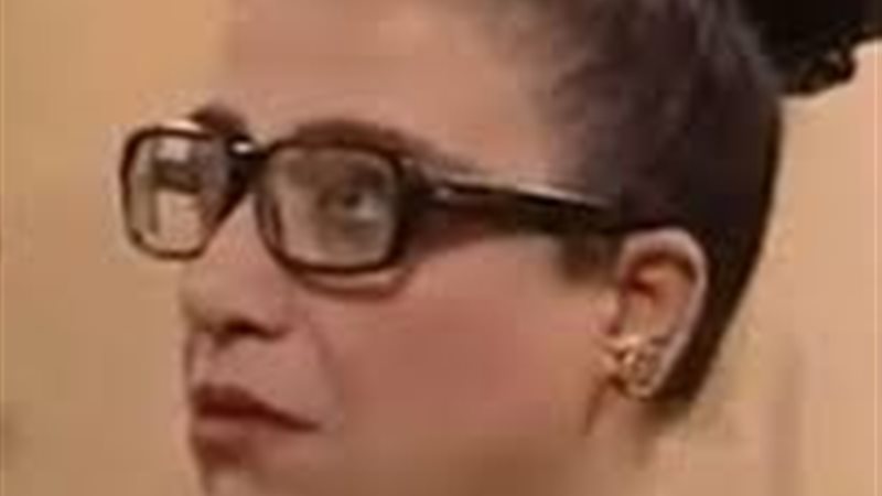 وفاة الفنانة منى