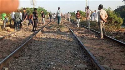 سقوط فتاة من قطار في قرية البليدة بالعياط بالجيزة