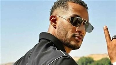 لحظة سقوط محمد رمضان على المسرح بحفله الأخير|فيديو