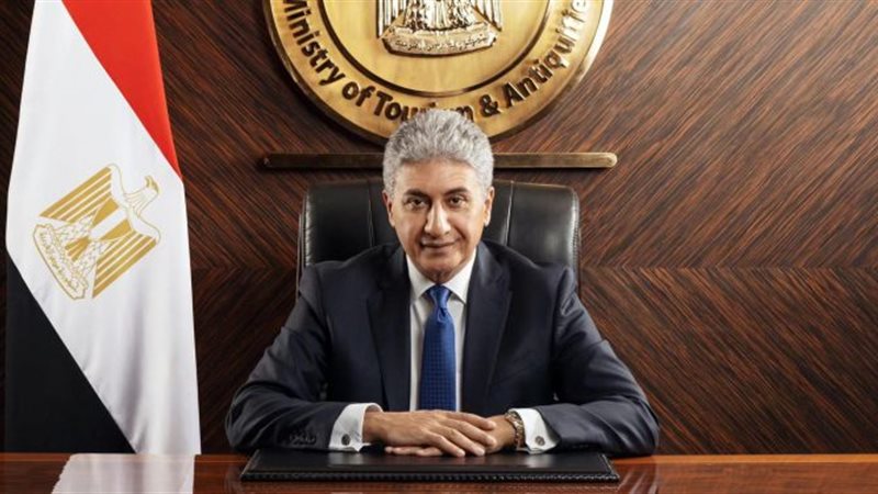شريف فتحي وزير السياحة