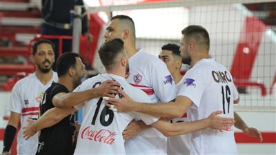 بعثة فريق الطائرة بنادي الزمالك تصل الدوحة استعدادًا للبطولة العربية 2025