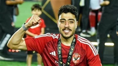 فيديو أكرم توفيق يثير الجدل من الجديد .. ولاعب الأهلي يوضح التفاصيل|فيديو