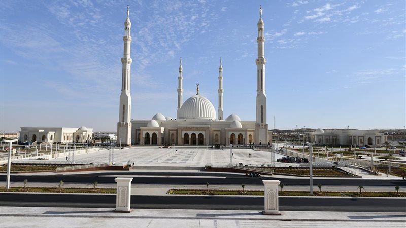 هل مسجد مصر الكبير