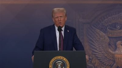 ترامب: يجب خفض أسعار النفط والفائدة عالميًا لإنهاء الصراعات في المنطقة