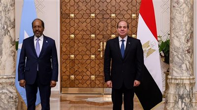 ما دلالات زيارة الرئيس الصومالي لمصر في هذا التوقيت ؟