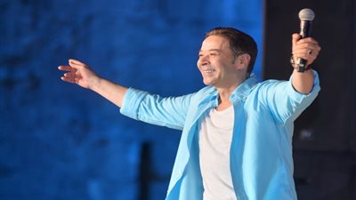 مدحت صالح لجمهوره: بحضر لكم مفاجأة هتنزل في عيد الحب