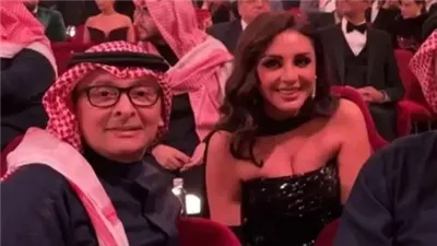 بعد أزمة انغام وعبدالمجيد عبدالله .. 10 قبلات جريئة لنجوم الفن أثارت الجدل| صور