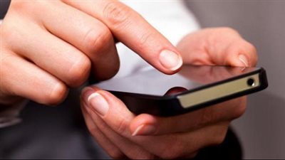 حكم تجسس الزوجة على زوجها وتتبع أسراره.. الإفتاء توضح