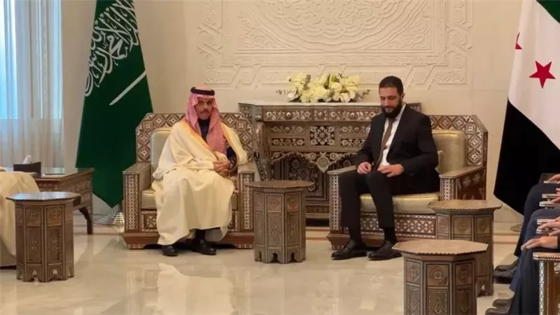 أحمد الشرع ووزير