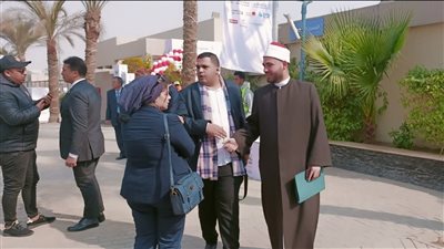 بيت الزكاة يواصل دعم 20 ألف أسرة بمساعدات غذائية وملابس وأجهزة تعويضية