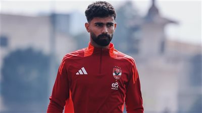 أحمد رضا يظهر في تدريبات الأهلي بملعب مختار التتش (صور)