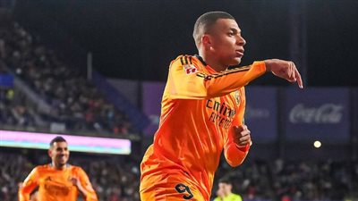 رقم تاريخي لـ كيليان مبابي بعد تسجيل هاتريك أمام بلد الوليد