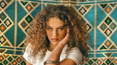الفنانة إليانا صاحبة الجذور الفلسطينية: أسعى لتمثيل بلدي الأم بكل فخر (فيديو)