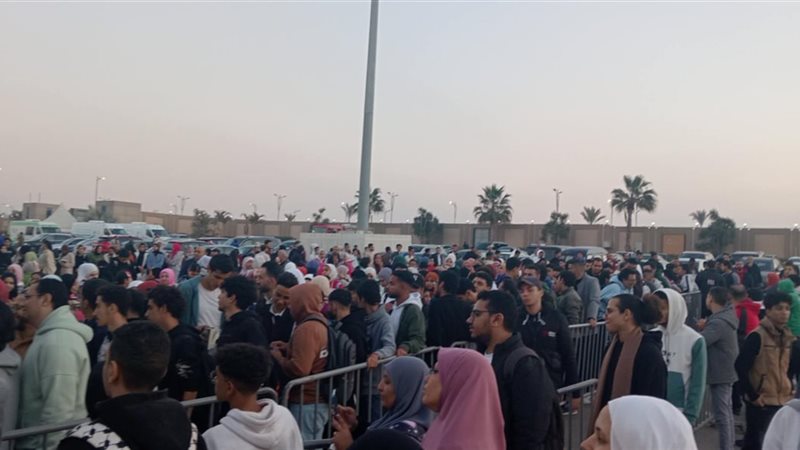 طوابير القراء على