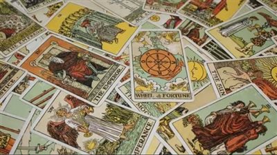 توقعات أوراق التاروت اليوم.. لأصحاب هذا البرج: احذر أنت في خطر