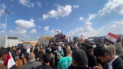 مظاهرات امام معبر رفح.. لا للتهجير ولا لتصفية القضية الفلسطينية