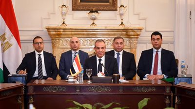 بيان الاجتماع الوزاري العربي في القاهرة: نتطلع للتعاون مع إدارة «ترامب» 