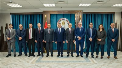 تفاصيل لقاء وزير الدولة للإنتاج الحربي مع رؤساء تحرير الصحف اليومية