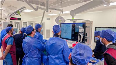 نجاح عمليات قسطرة مخية وقلبية معقدة لطفلة 6 أشهر بمستشفى العاصمة الإدارية