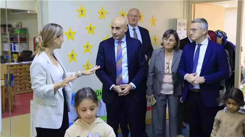 زيارة وزير التعليم