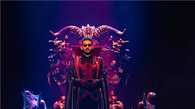 أحمد حلمي يتعرض لانتقادات حادة بعد تعليق مثير في مسرحية 