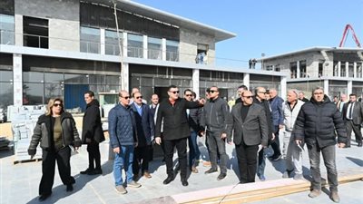 وزير الإسكان يتفقد حدائق تلال الفسطاط والقاهرة الجديدة.. أبرز 10 معلومات عن المشروع