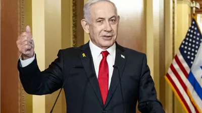 نتنياهو يجدد دعمه لمقترح ترامب بتهجير الفلسطينيين من قطاع غزة