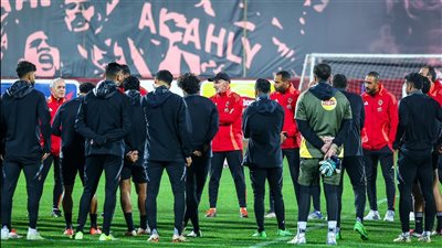 تحت أنظار شوقي.. الأهلي يخوض مرانه الأخير قبل مواجهة غزل المحلة (صور)