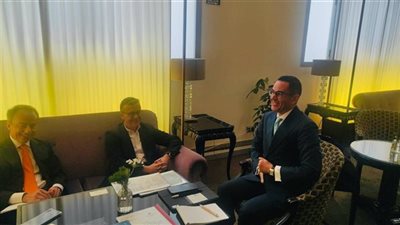 وزارة الاستثمار: تعاون مصري إسباني لإنشاء مركز بيانات بنحو 1.8 مليار دولار