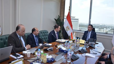 اجتماع بين وزارة التموين ومركز المعلومات لبحث تعزيز الرقابة على الأسواق
