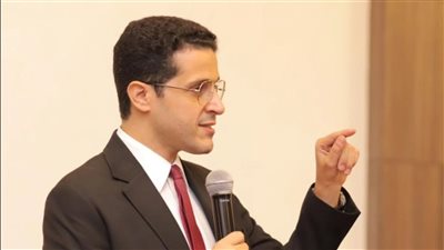 باحث لـ الأيام المصرية: القمة العربية قد تخرج بقرارات دعم مصر لمواجهة العقوبات الأمريكية المحتملة