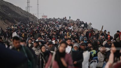 حقيقة بدء الهجرة الجماعية من غزة لكافة دول العالم عبر مطار رامون