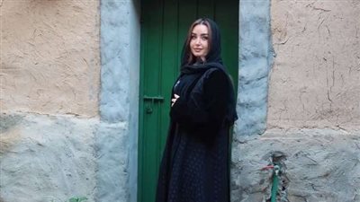 هنا الزاهد بالحجاب.. الفنانة تخطف الأنظار بعد ظهورها بالعباءة في السعودية| صور 