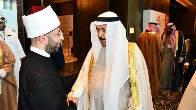 وزير الأوقاف يشارك
