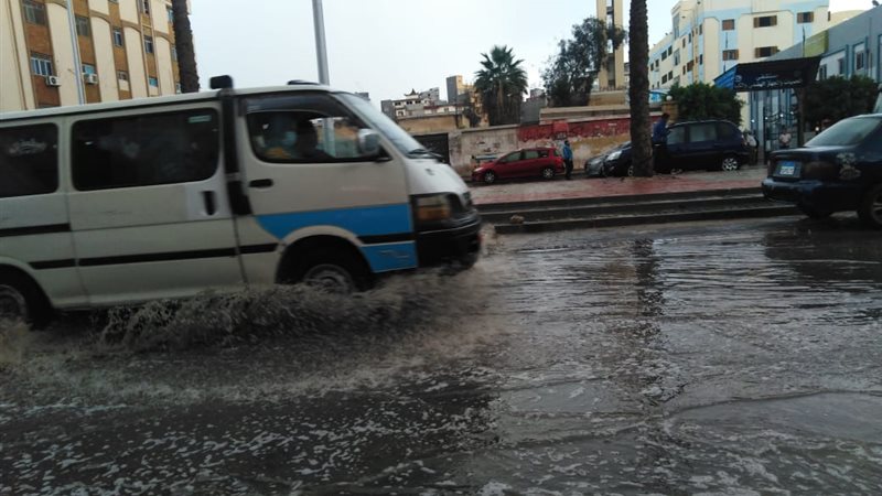 أمطار غزيرة تضرب