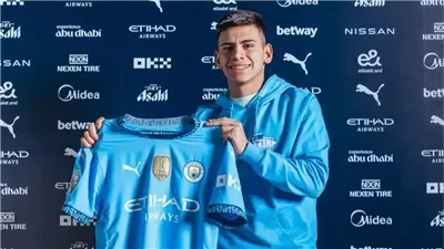 من هو كلاوديو إتشيفيري لاعب السيتي الجديد ؟.. ميسي الأرجنتين 