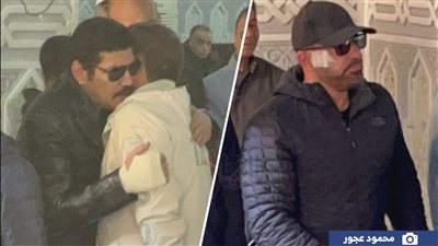 جنازة والدة باسم سمرة .. ظهور الفنان متخفي بالنظارة والكمامة (صور) 