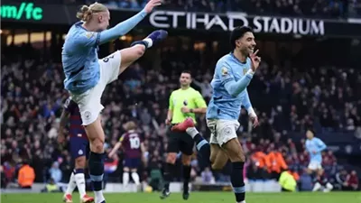 تشكيل مانشستر سيتي ضد برايتون .. هل يشارك عمر مرموش ؟