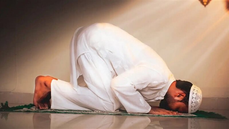 حكم صلاة الفجر بعد