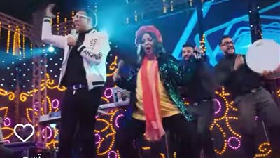 مسلسل عقبال عندكوا.. إيمي سمير غانم ومحمود الليثي يتشاركان في أغنية ندالة (فيديو)