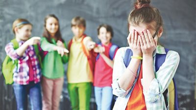 التنمر وتأثيره على الثقة بالنفس.. الدكتورة سهير صفوت توضح| فيديو