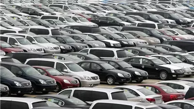 هل ستنخفض اسعار السيارات 2025؟  خبير: الإقبال على الشراء يتراجع 