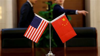 كيف تستفيد مصر من حرب ترامب التجارية على الصين.. اقتصادي يكشف