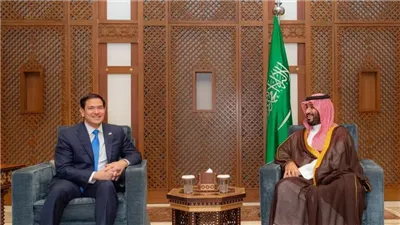 ولي العهد السعودي يستقبل الرئيس الأوكراني ووزير الخارجية الأمريكي لبحث الأزمة الأوكرانية