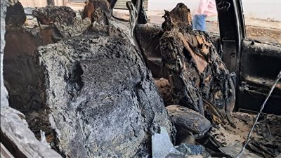 بسبب صواريخ رمضان.. تفحم سيارة ملاكي في القليوبية| صور            