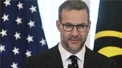 مصير غامض لـ  آدم بوهلر.. أول مسؤول أمريكي يجري محادثات مع حماس