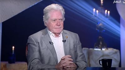 «بنتي فاشلة في الجواز زي أبوها».. حسين فهمي يكشف أسرار لأول مرة في 