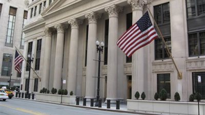 الفيدرالي الأمريكي يكشف أسباب خفض سعر الفائدة 0.25% في اجتماع اليوم