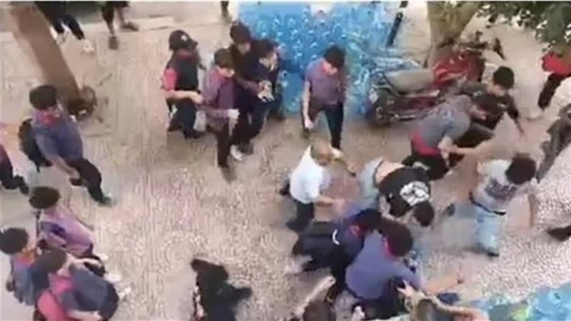 خناقة داخل مدرسة